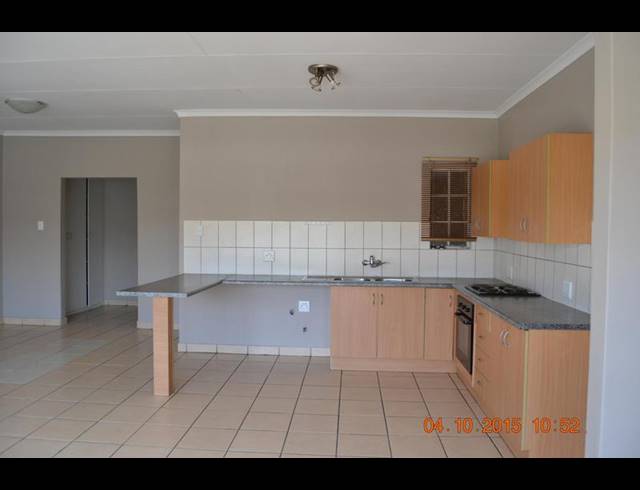 2 BEDROOM APARTMENT FOR SALE IN BRAKPAN NORTH